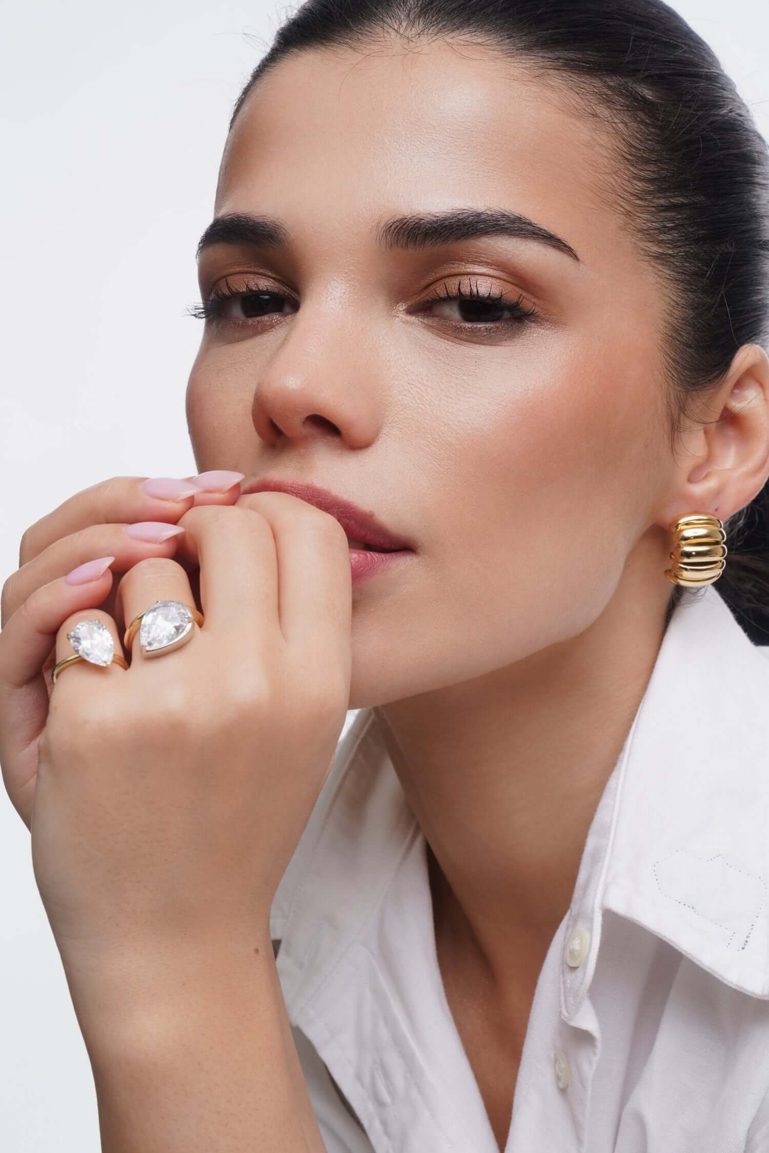You Got This Pear Cut Halo Ring worn by model, showcasing its elegant design and stunning cubic zirconia detail.