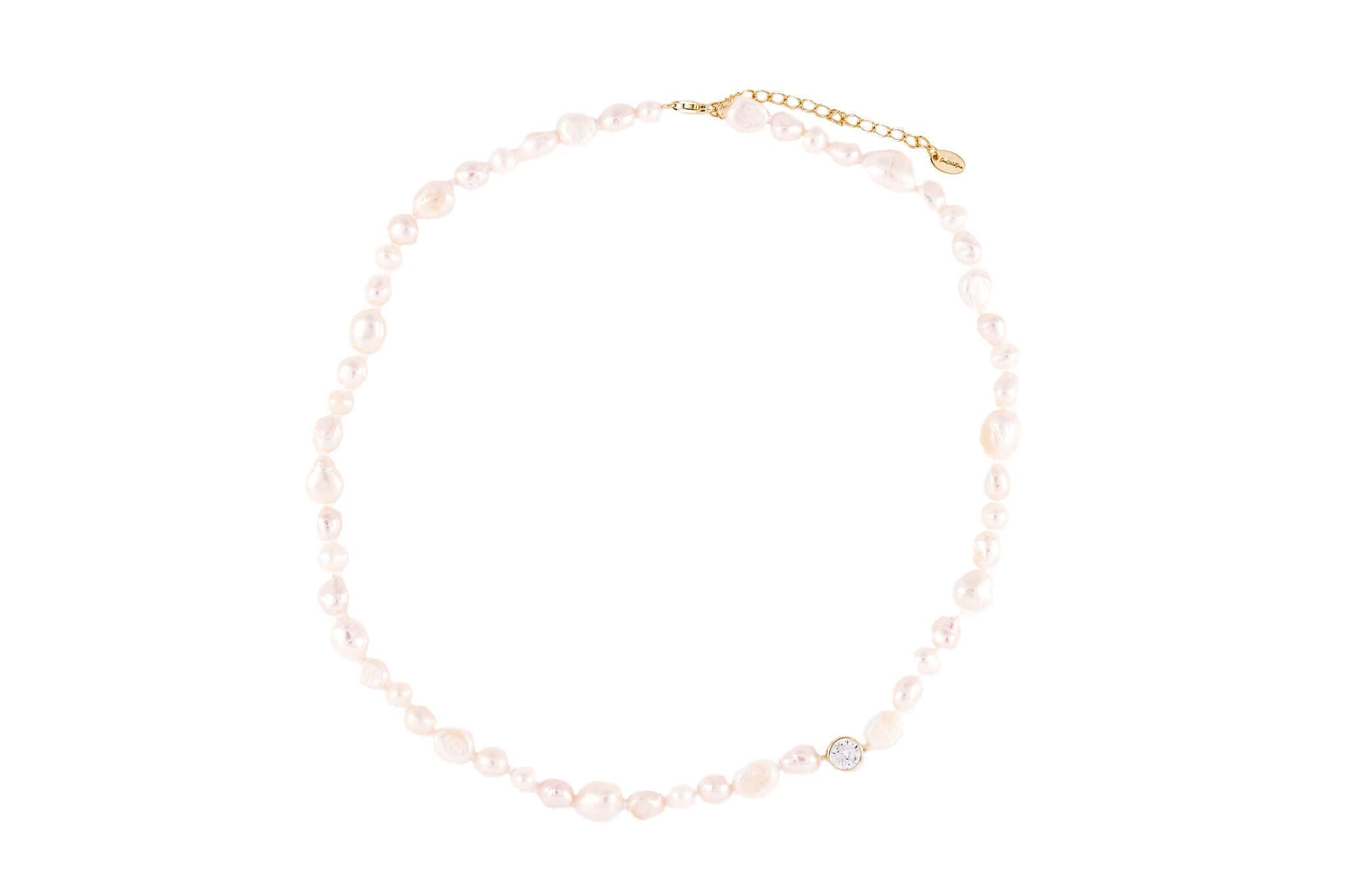 Pearl's A Singer Necklace featuring freshwater pearls on a 925 sterling silver chain with 14k gold plating and cubic zirconia.